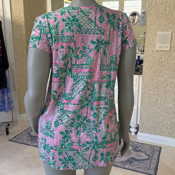 LIlly Pulitzer short sleeve t shirt size L - Picture 5 of 5